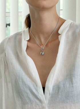 极简小手提包香水瓶项链女