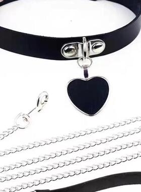 我把自己交给你 质感爱心吊坠皮质软妹项圈百搭个性配饰 趁夜出逃