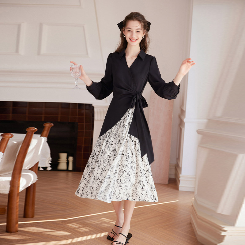 白鹿语新中式老钱风水墨印花裙春秋款V领收腰长袖连衣裙衬衫裙