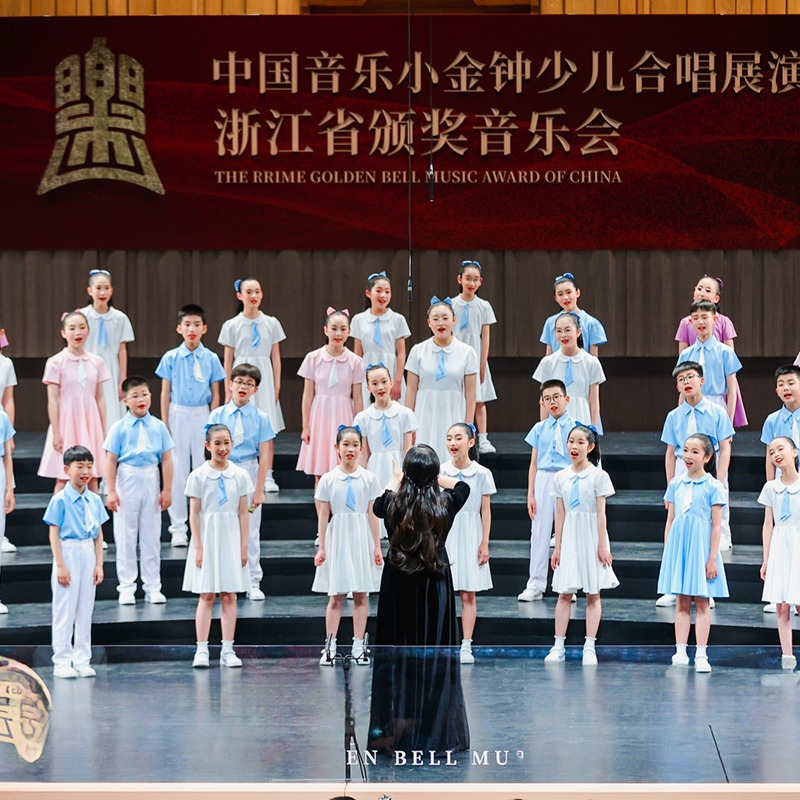 新款儿童合唱服演出服女童舞蹈大合唱团中小学生爱国朗诵表演服装-图3