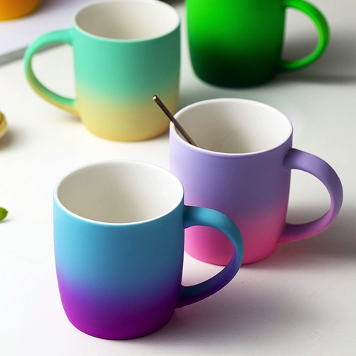 Цветовая глазированная керамическая чашка на заказ логотип логотип Cust Cust Custom Dist Cup Cup Creative Mug Carving Milk Cup