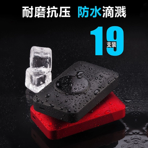 Сигаретная коробка мужчина творческий подход