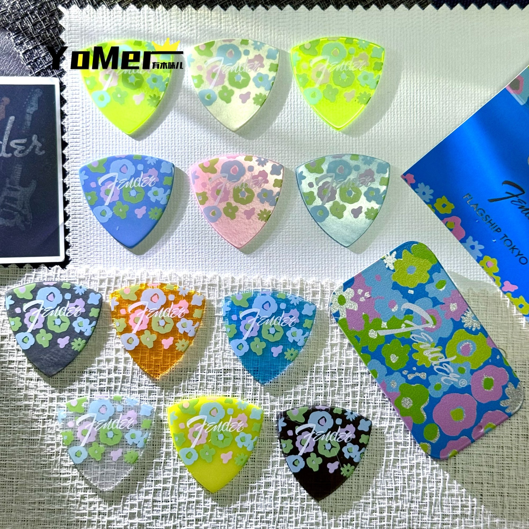 FENDER Fender日本花卉系列限定拨片套盒 12枚 电木吉他贝司通用,淘宝优惠券,粉丝福利购,淘宝优惠卷