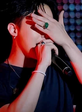 权志龙同款黑白硅胶手链