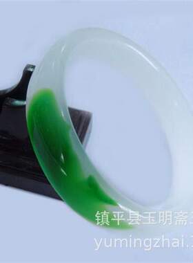 跑江湖10元29元39元玉器厂家直营仿玉手镯玉石粉压制合成手镯