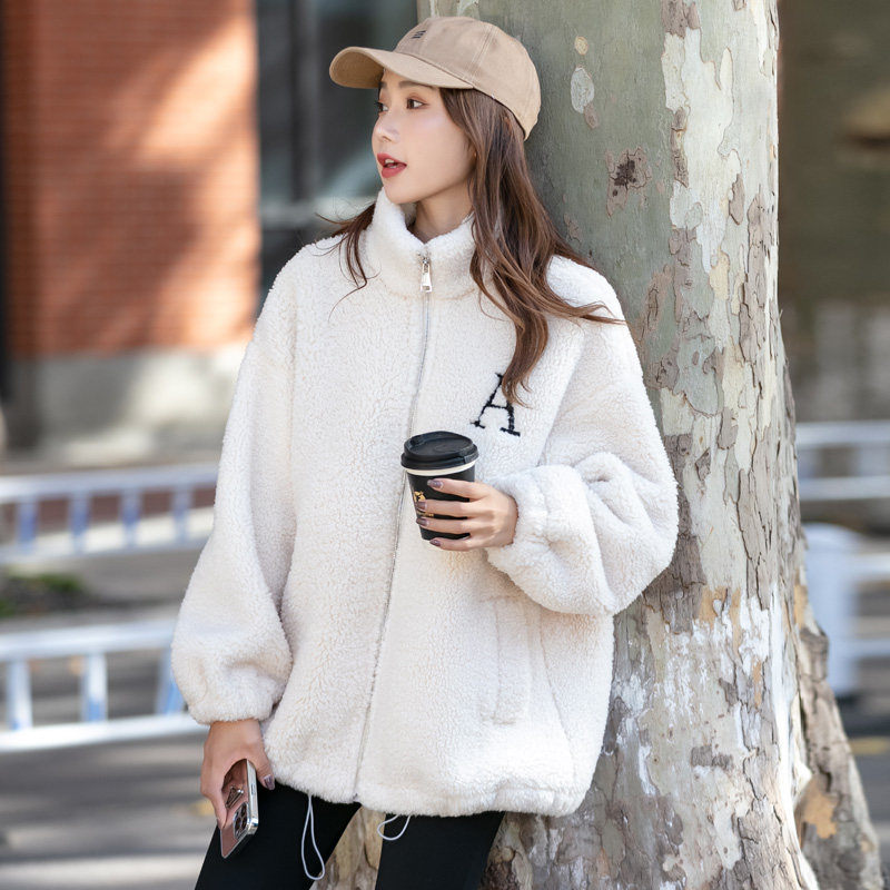 颗粒绒毛毛外套2021年秋冬新款拉链 伊姿诗航短外套