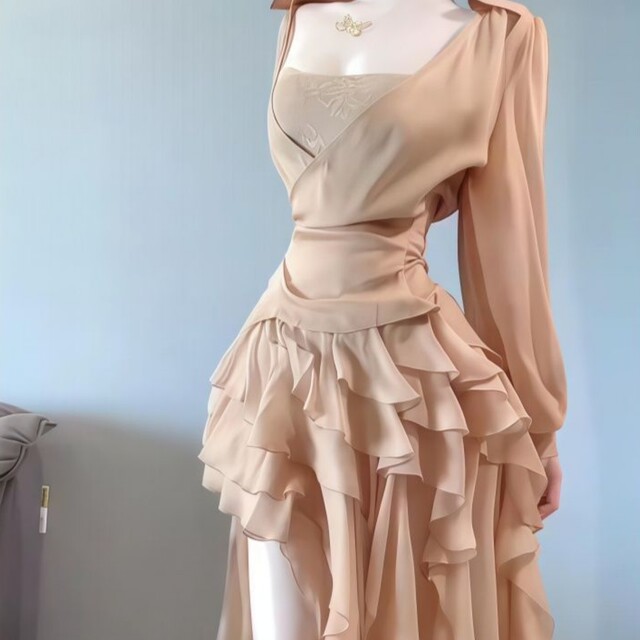 Early autumn wasteland style three-piece suit skirt