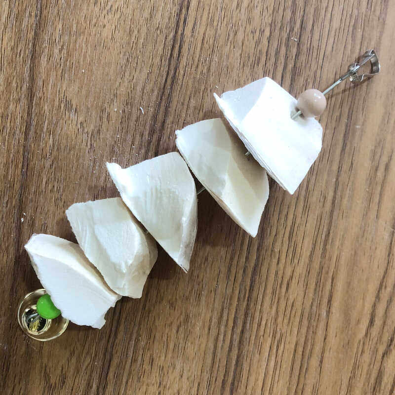 鹦鹉啃咬解闷玩具墨鱼串骨八哥玄凤虎皮牡丹磨牙鸟用品用具大全,淘宝优惠券,粉丝福利购,淘宝优惠卷