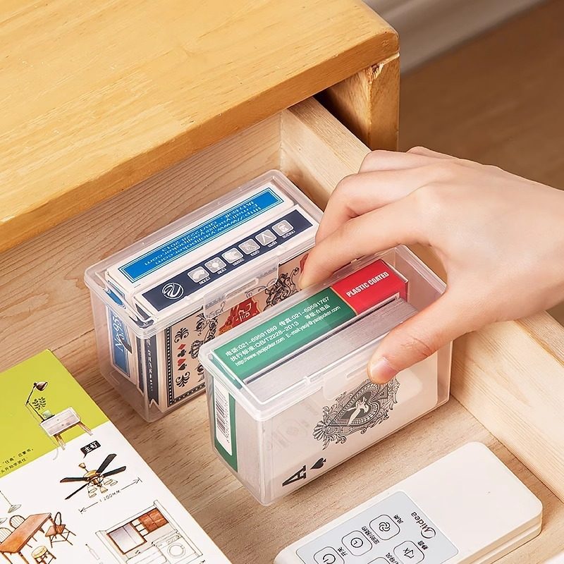 卡片盒子收纳盒高透易携带扑克牌盒大容量防尘塑料耐摔牌盒小盒子,淘宝优惠券,粉丝福利购,淘宝优惠卷