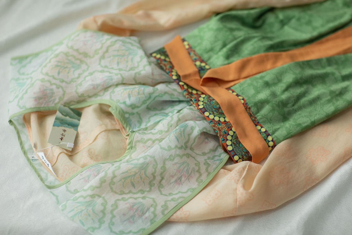 青泠谷原创唐制汉服缘边pp领鸡心领苎麻圆领唐背子唐制上装褙子女,淘宝优惠券,粉丝福利购,淘宝优惠卷