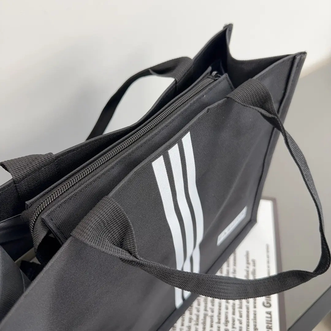 新款FASHION轻职风便携式春季手提包肩包时尚健身黑色dk布包,淘宝优惠券,粉丝福利购,淘宝优惠卷