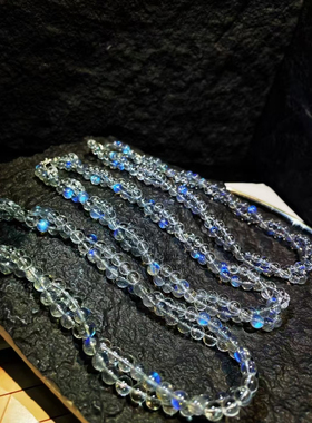 天然蓝月光石项链女款轻奢小众设计感锁骨链2025新款爆款颈链配饰