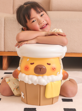 可爱卡皮巴拉换鞋凳落地摆件礼物