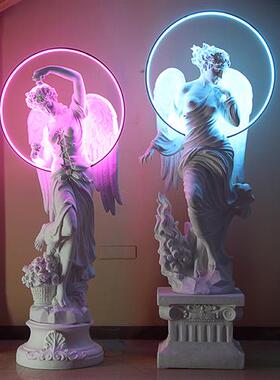 酒吧发光四季天使装饰摆件大型玻璃钢雕塑招财网红打卡景观石膏像