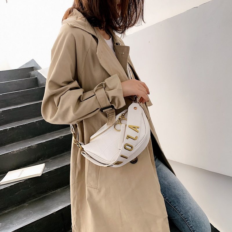 小ck 2020夏新款潮胸包ins斜挎包 佐妮梵女士包袋