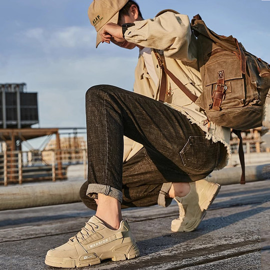 Hot selling hot selling men's hiking shoes with sales of 130,000+