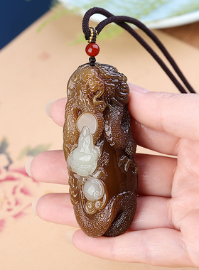 新疆且末糖白玉神龙护主玉石吊坠