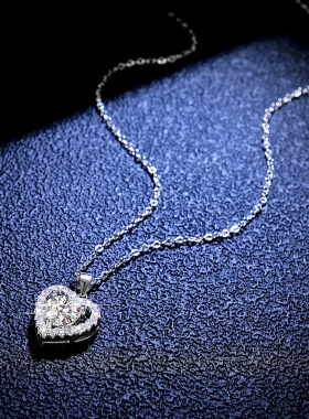 s925纯银吊坠1克拉莫桑钻项链女款时尚心型桃心镀PT950 铂金吊坠
