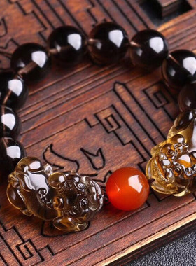 款式新颖手链品牌见详情