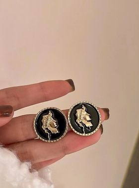 Fashion Leather Drop Geometric Lady Earrings Gold Plated