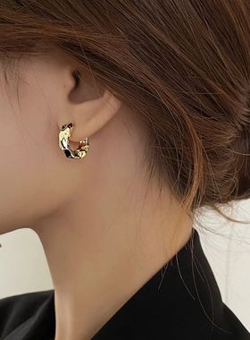 Vintage Cool Thick Metal Exaggeration Hoops Earrings