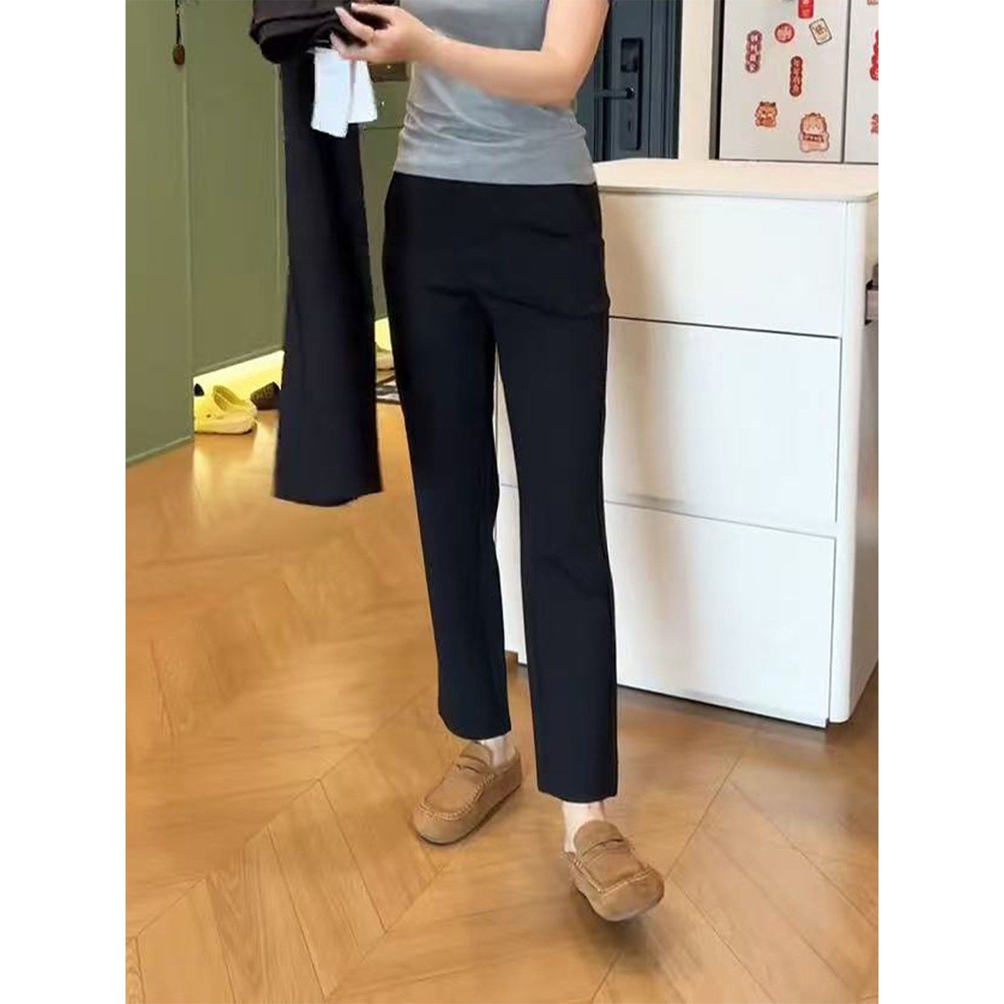 黑色高腰加绒西装裤女2025秋冬新款直筒显瘦九分职业哈伦小脚裤子,淘宝优惠券,粉丝福利购,淘宝优惠卷