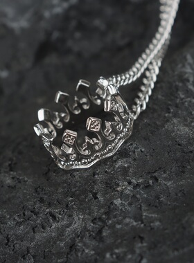 2024高级感皇冠戒指吊坠小众项链