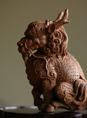 刺史老山檀香木麒麟摆件