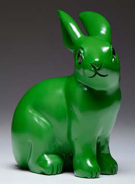 刺史绿色木雕兔子摆件