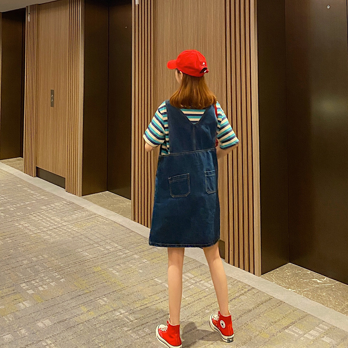 麦枳锁住青春v领直筒背带女连衣裙 麦枳 KEKICKY连衣裙