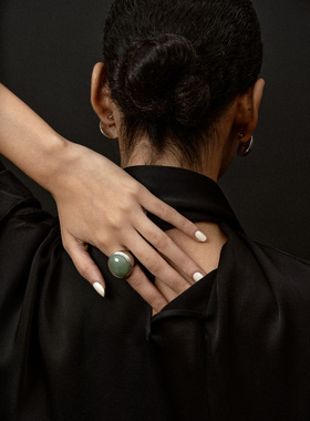 天然和田玉戒指百搭气质轻奢戒