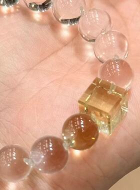 【小金矿】双a等级11mm左右珠径白水晶牛鼻孔 配柠檬黄水晶方糖