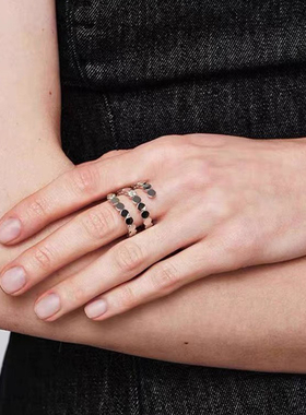 Céleste圆形镶钻三环戒指女