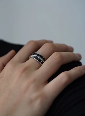 原创设计银色胶卷戒指手工珐琅黑色指环尾戒秋冬新款