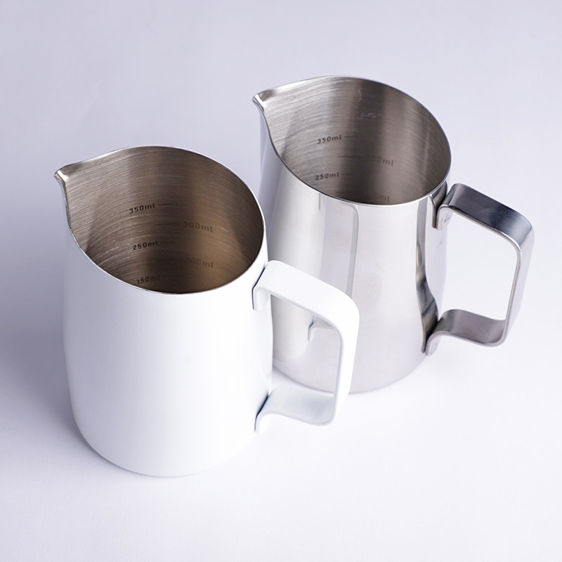 咖啡拉花缸 尖嘴带刻度拉花杯斜口专业压纹打奶泡壶奶缸450ml定制,淘宝优惠券,粉丝福利购,淘宝优惠卷