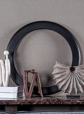 现代简约时光人物摆件样板房客厅玄关电视柜家居艺术软装一件