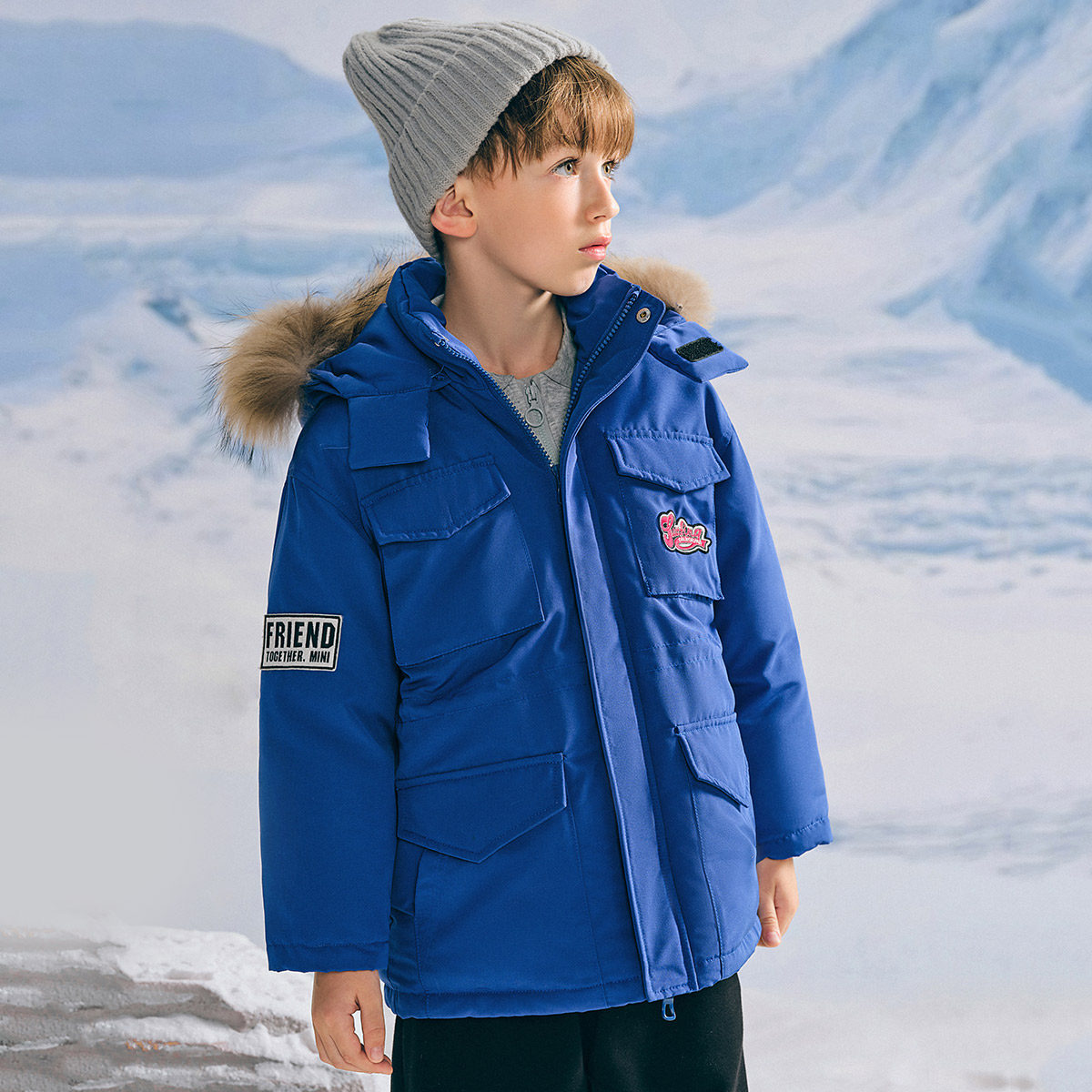【火山系列minipeace太平鸟羽绒服 minipeaceoutlets店羽绒服