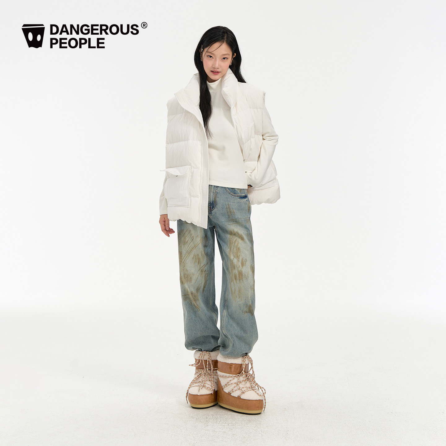 【黄子弘凡同款】Dangerouspeople薛之谦dsp大口袋字母羽绒马甲,淘宝优惠券,粉丝福利购,淘宝优惠卷