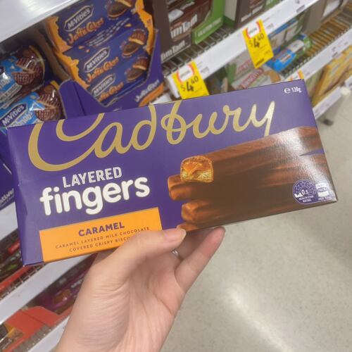 澳代购直邮Cadbury吉百利fingers牛奶巧克力手指饼干进口食品114g - 图0