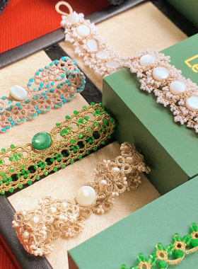 LorinaBalteanu手工梭织腕饰