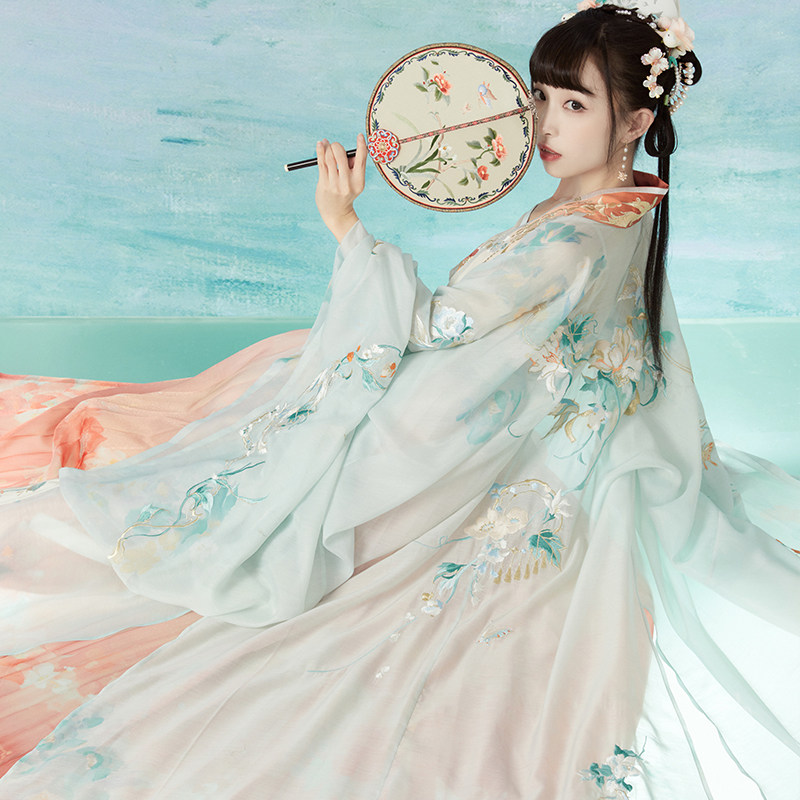 十三余渐变印花大袖宋制汉服小豆蔻 十三余汉服