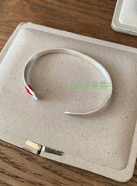 ma+风格纯银十字红绳开口手环