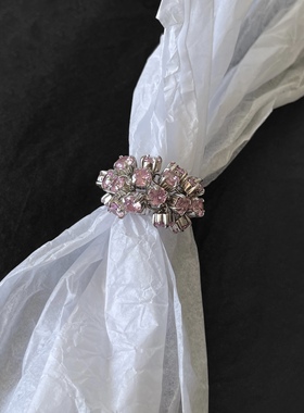 undercover风格多钻石双色戒指