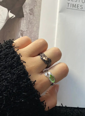 英国TopWhit新款猫眼石戒指情侣戒中性风小众设计高级感食指戒