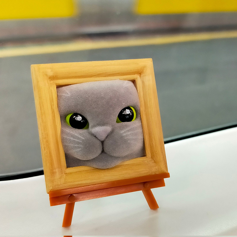 日本正版QUALIA 相框里的猫咪扭蛋 可爱猫脸画架三花猫潮玩摆件