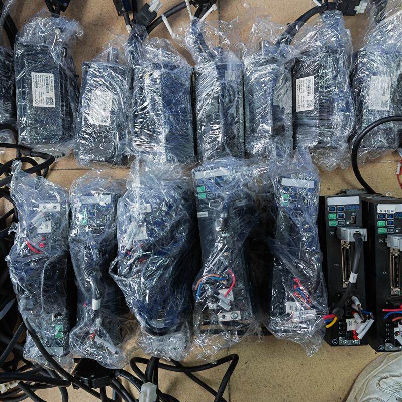 超川伺服电机400W,驱动型号CC-D3P040A2-B,电(请询价) - 图0