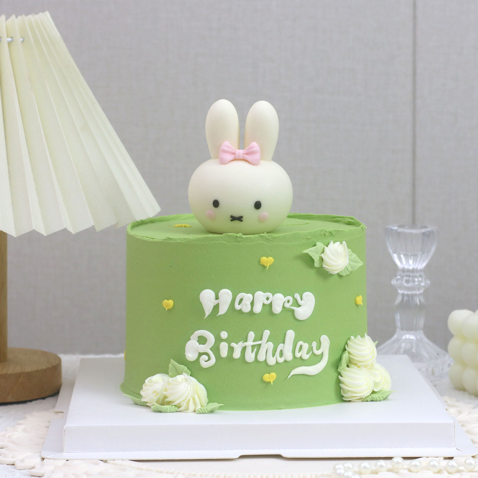 菲菲兔巧克力蛋糕装饰小兔子小红书同款大号卡通动物烘焙甜品摆件,淘宝优惠券,粉丝福利购,淘宝优惠卷