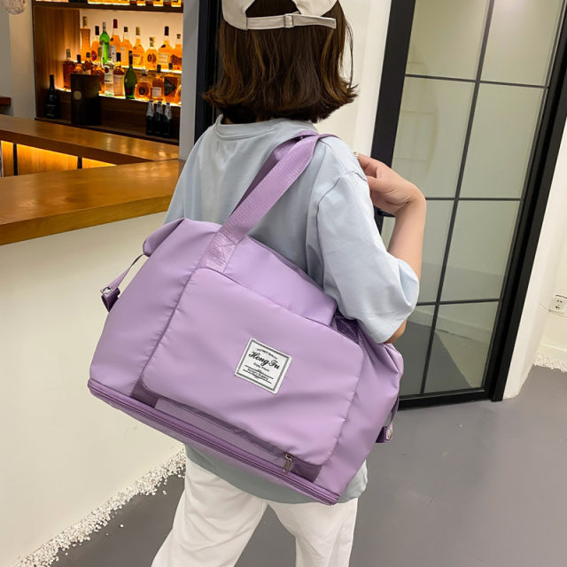 Travel bags can be foldable and expanded and sturdy