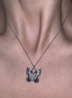 sweetbones复古辣妹原创蝴蝶骨头项链爆闪高级感轻珠宝首饰