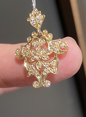 中式复古18K金镂空金鱼吊坠